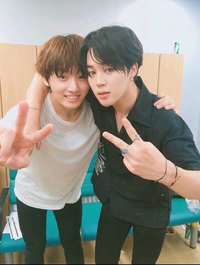 kou_729's tweet photo. はじめまして！！！

🍠99(00)line ヨジャ👩🏻

🍠ジミンﾁｬﾝよりおるぺん🐣

🍠韓国語勉強ちゆ

男女問わず大歓迎〜💑🙌🏻
RTした方🌳になる方フォロー♻️
💛🔨🍴👴🏻🐴🍠🦁🐰💛

#防弾少年団好きな人RT #防弾少年団好きな人と繋がりたい #ARMYさんたちと繋がりたい #RTしたARMYさん全員フォロー https://t.co/I00Amkfi02