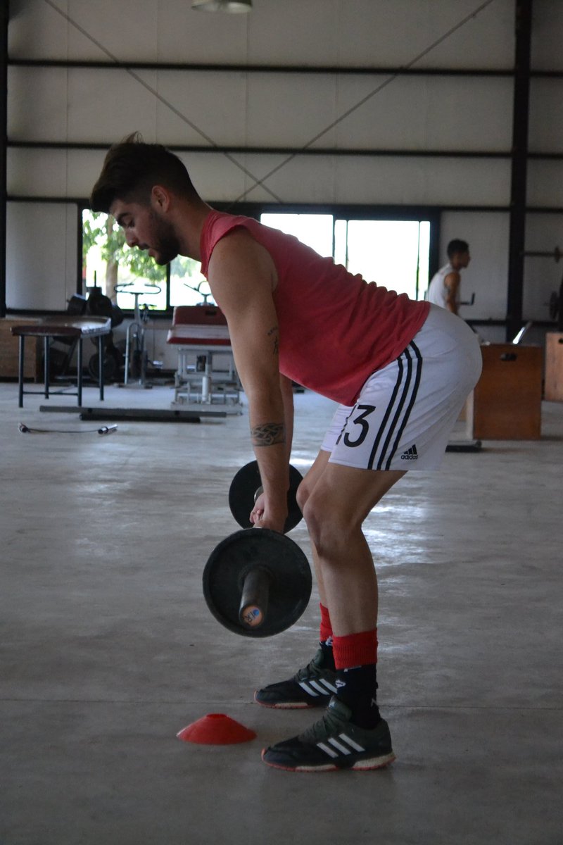 NewellsJuvenil's tweet photo. #Reserva: En el área de Kinesiología se tomaron test de pubis, test de Thomas, sentadilla unipodal y FMS. 🔴⚫ https://t.co/o8mizFcGvc