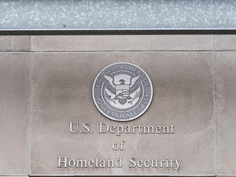 TechRepublic's tweet photo. Critical DHS breach put 250K employees' personal data at risk https://t.co/8ICXFEM6To https://t.co/AvqZDzhKnK