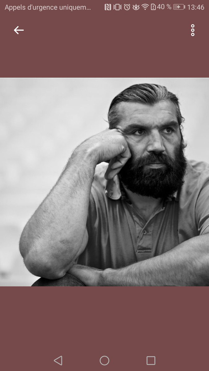 tiktikchbila's tweet photo. La barbe est un signe de radicalisation. #InventeDesFakeNews https://t.co/9HfmJ75q4j