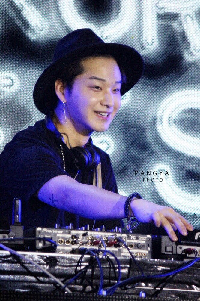 Pangya007's tweet photo. 😊📷 DJ CAMINE #DJCamine https://t.co/RuyEJ6NI7E