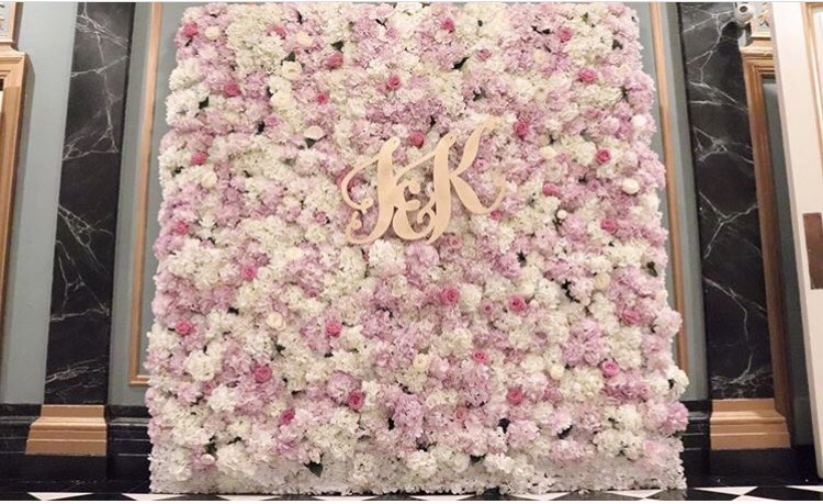 CompletelyY's tweet image. Flashback to last weekends CYE wedding! Stunning floral wall designed by our Lead Designer and florist.