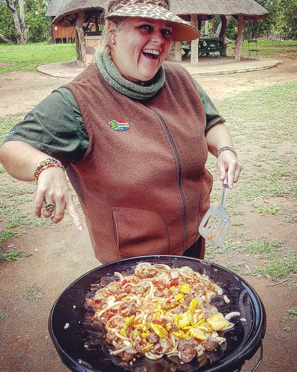 swartsus's tweet photo. #krugerpark#fun#goodfriends#bushbabyadventours https://t.co/AVLhwh9He6