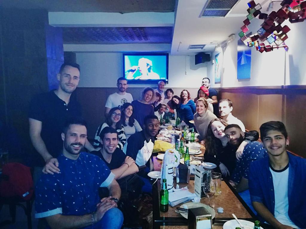 JeniiFontes's tweet photo. Hace unos años decidí escoger a esta Escuela de Interpretación como familia...QUE BUENA ELECCIÓN! LOS QUIERO MUCHO! https://t.co/d9uWhxzZxr