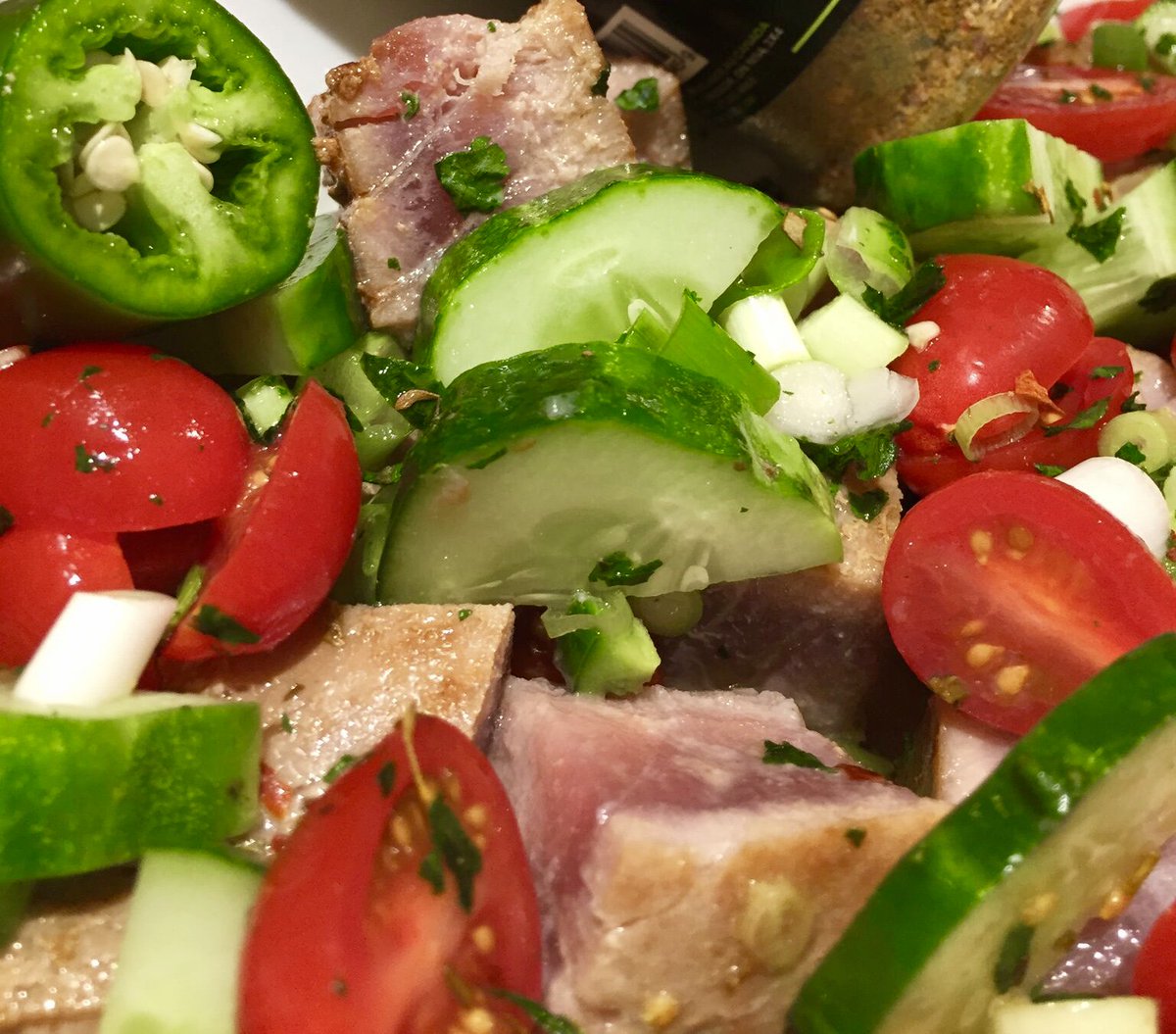 tunnelbbq's tweet photo. Your New Year’s Health Kick- Seared Tuna Salad Seasoned with TBQ’s Southwest spice. Healthy doesn’t have to be flavourless. https://t.co/pS9Q9MGRjh