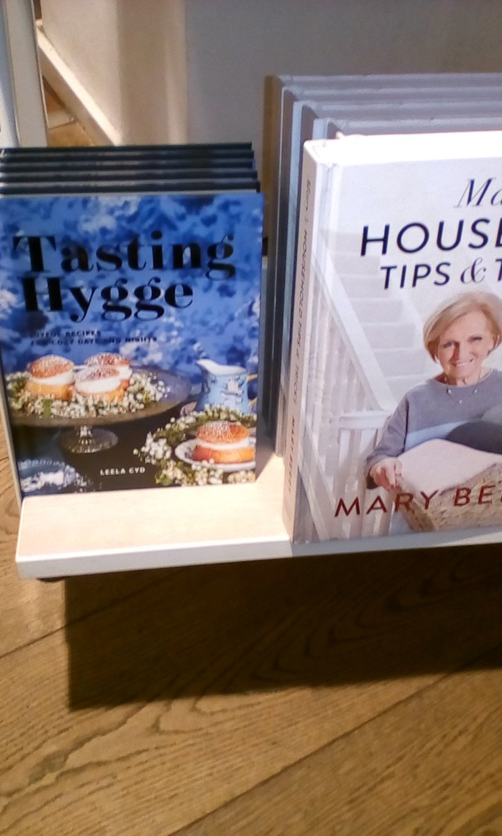 wwnortonUK's tweet photo. The delightful TASTING #HYGGE by @Leelacyd on display in the @Foyles #cookbook section (Charing Cross Rad branch). Keeping good company with Mary Berry. 💗 https://t.co/sit25zJniU