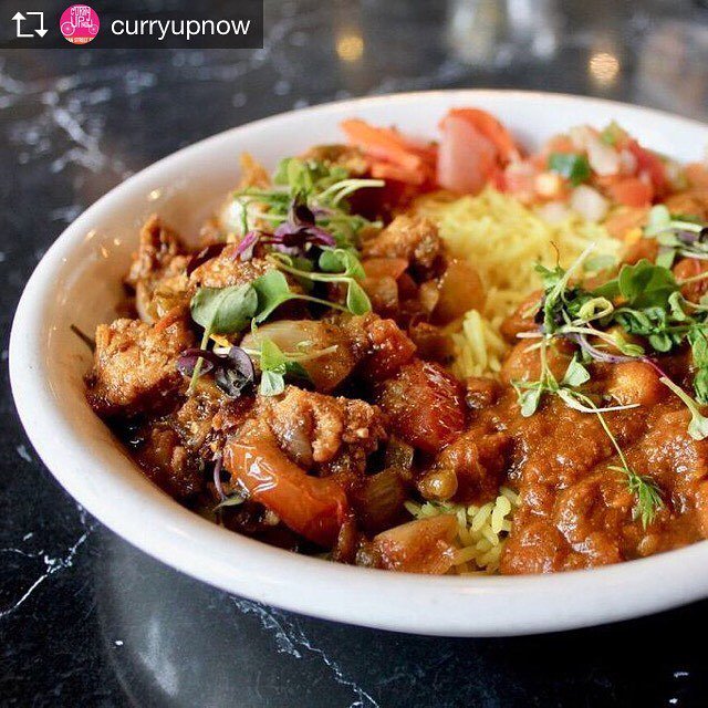 eathungryplanet's tweet photo. If you are in the Bay Area, dive into this delicious bowl made with our #hungryplanetchicken @curryupnow. It’s #plantbased and plentiful. #veganfood #repost https://t.co/elAkMcEWF6