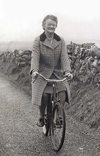 FloatingWorldIR's tweet image. Tonight at post show discussion of #LunaticThereIGo we are v lucky to have a copy of Hanna Greally’s scrap book. Our guest speakers are Dave Keegan co-founder/CEO @firstfortnight Sheila Ahern researcher RTE doc “Behind the Walls” and our chair is @DilW @ireland