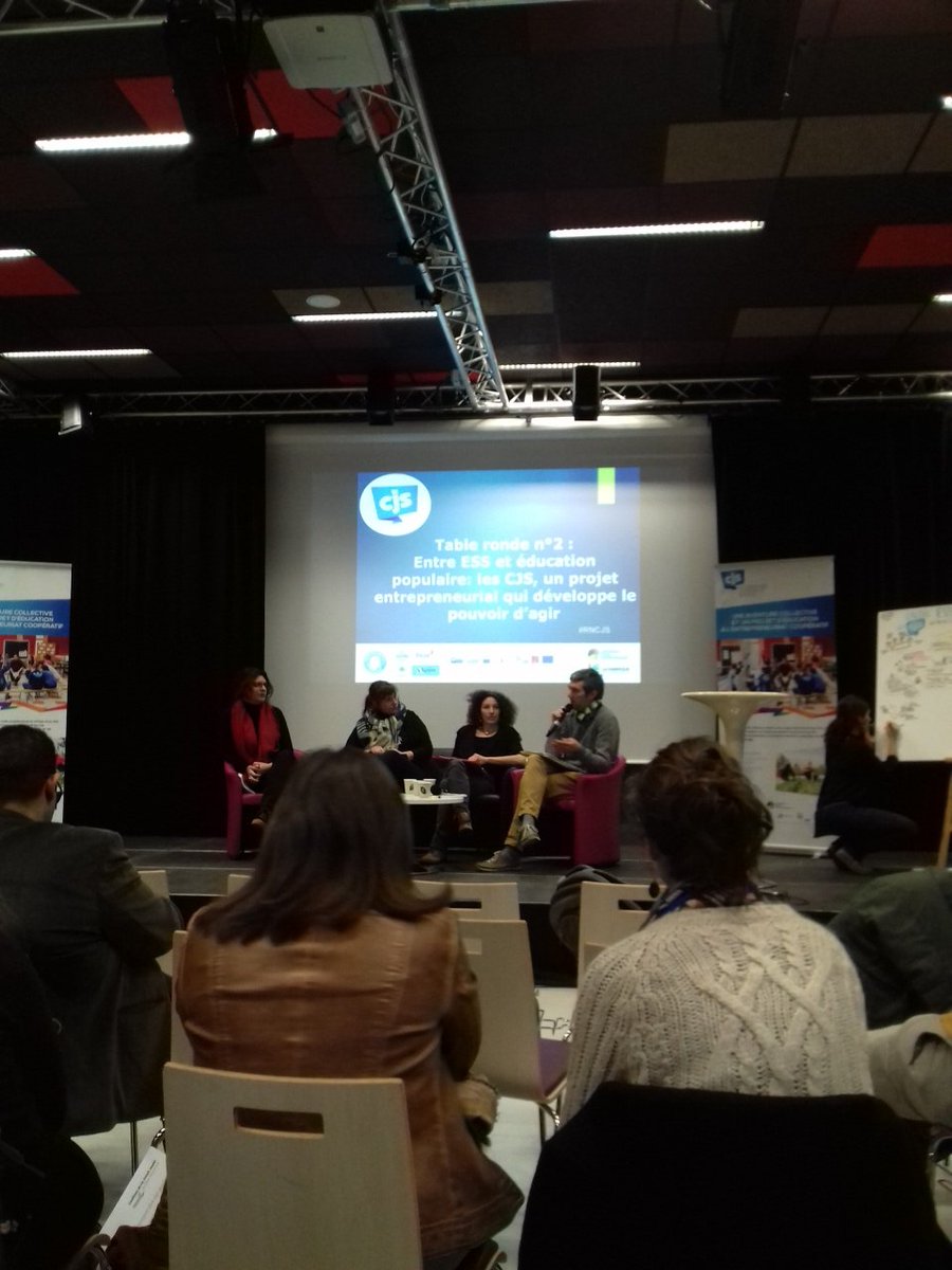 cjdesnat's tweet photo. On discute de la place des jeunes dans les organisations de l'ESS et comment remettre en question leur inclusion avec Bertrand Coly #RNCJS https://t.co/uWl3hsugpa