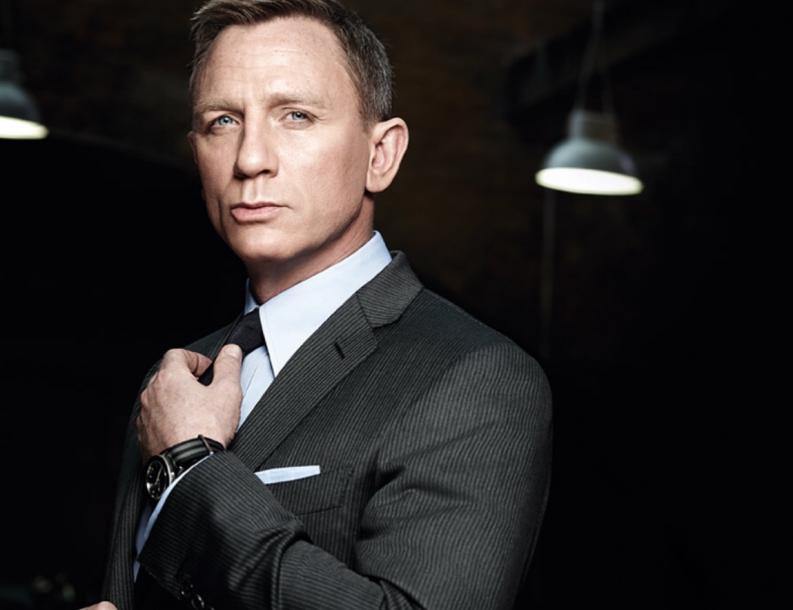 TeleAntillas10's tweet photo. James Bond podría romper el molde con un giro inesperado en su próxima cinta
https://t.co/x04AZyE1Js
#NotasCine #NotasTeleAntillas @InformativosTA https://t.co/za4NXYB4Lv