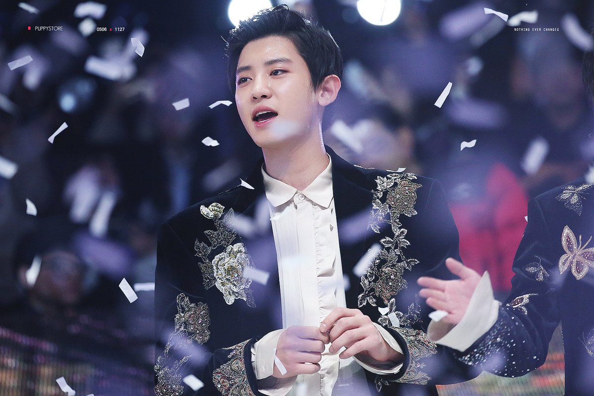 20140805com's tweet photo. • the world gave me you •
#EXO #CHANYEOL https://t.co/VJZBPTM8N5
