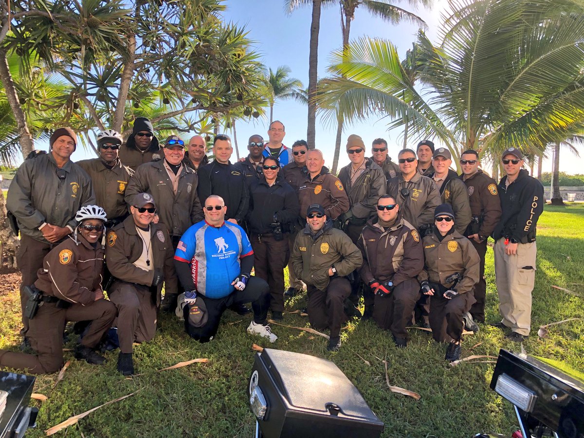 MiamiDade_SO's tweet photo. And they’re off! #MDPD joining several agencies this morning for the annual @WWP bike ride. The ride is a unique opportunity for wounded service members &amp; veterans to use cycling &amp; camaraderie to overcome physical, mental/emotional wounds. Look at Major Carter GO! 🙌 #SoliderRide https://t.co/SM6DSd5Ofp