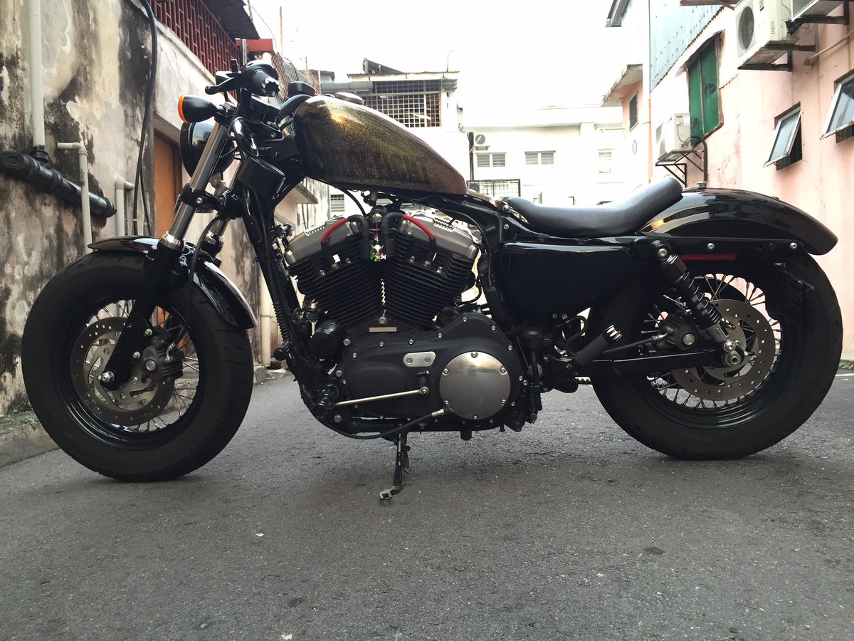 DKCustom1's tweet photo. Walt's Sweet #HarleyDavidson 48 #Sportster #Sportster48 w/ #DKCustom #CoilRelocation #Ignition relocation #Speedometer Relo and more. #SportsterLover #SportsterAddicts #Bobber #StockBikesSuck https://t.co/MD5BSNCYwD