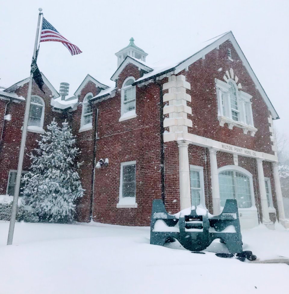 Local2029's tweet photo. View of Station 2, Milton Fire House, during this #WinterStorm Stay indoors and off the roads for a few more hours. #RyeNY #RyeFire #MiltonPoint https://t.co/2I4fHfzuNW