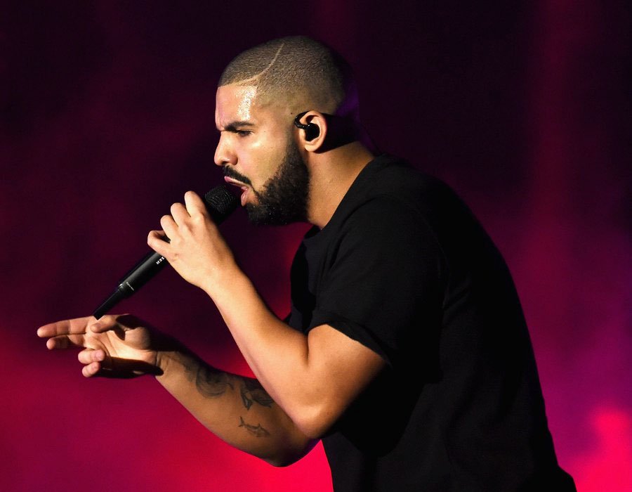 irclabel1's tweet photo. Drake &amp; Kendrick Lamar: Rap Is Now Bigger Than Rock Music Music https://t.co/HmndmpyeEF @uslmag #uslmag #atlanta #music #magazine https://t.co/9rjvTDB4mW
