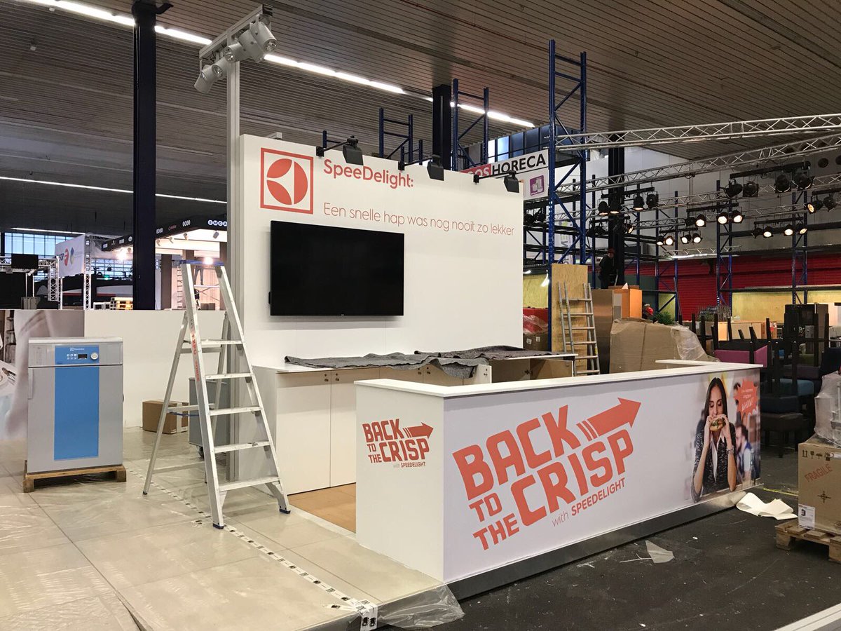 ElectroluxProNL's tweet photo. De opbouw voor de #Horecava is begonnen! Komt u ons volgende week ook bezoeken op stand 03.200? ➡️ https://t.co/Q6MKu2T4uI
#speedelight #thermaline https://t.co/cmjK4TcIbF