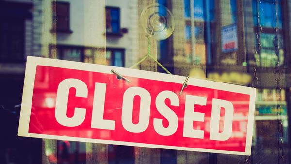 6abc's tweet photo. What's closed in the Philadelphia area today? Here's a list: https://t.co/7cX8BeZvpc #PHLclosed #SnowInPHL #6abcAction https://t.co/xjoPJW2gm4