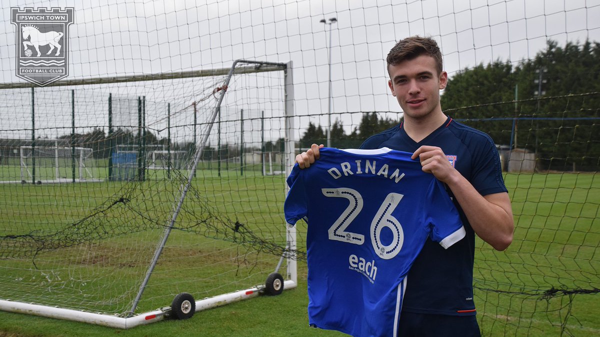 IpswichTown's tweet photo. ✍️ | Town have completed the signing of young Irish striker Aaron Drinan from Waterford on a deal until 2021 #itfc

👉 https://t.co/2KavLCicuT https://t.co/zBVSqFPNAQ