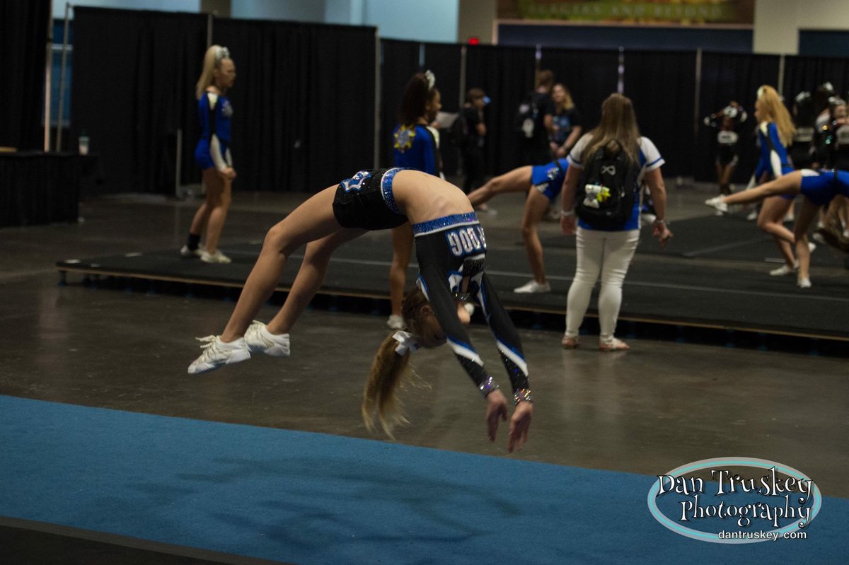 So pumped to get back to practice tonight to prepare for Daytona! 🌫💙🤙🏽