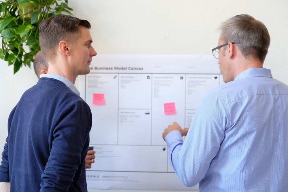 bmi_lab's tweet photo. BMI Lab goes West: Learn about the recent Senior Management Study Trip to Silicon Valley organized by BMI. A wonderful opportunity to learn about innovation in one of the most thriving and innovative ecosystems in the world. https://t.co/ViFmqCMM1d. https://t.co/ALAvq8J4bG https://t.co/sZGxpkafql