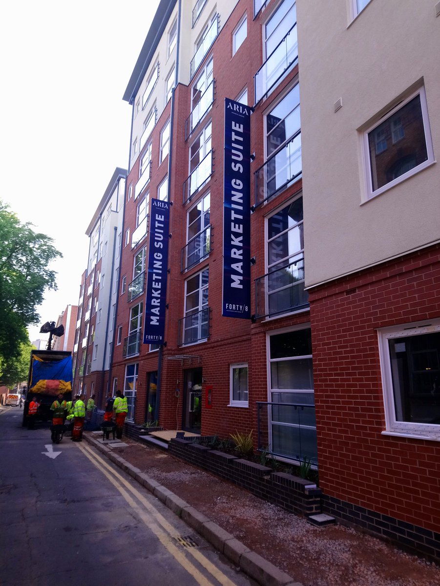 SignworldGroup's tweet image. 2018 will undoubtedly bring us new and exciting projects, this is a sneak preview of some of the fantastic projects  and re-brands that Signworld were involved in during 2017.
if you have a project that you would like to discuss with us please contact us today.