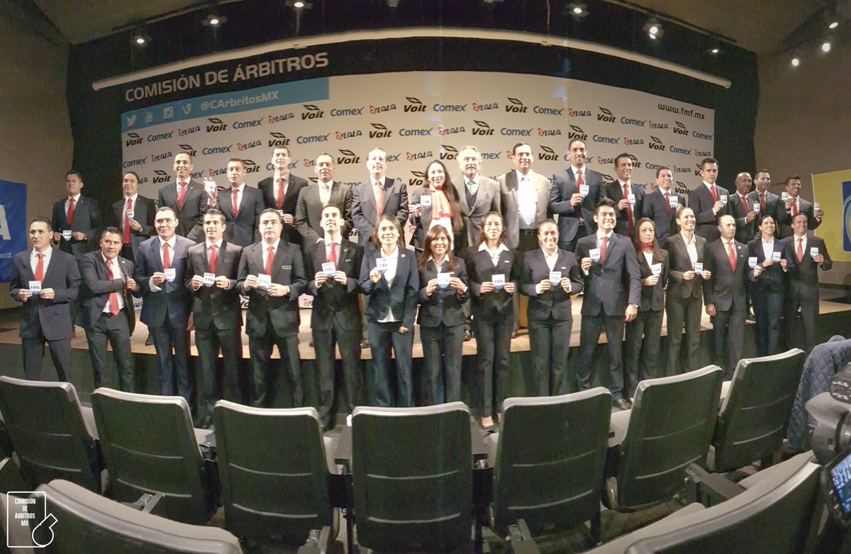 CArbitrosMX's tweet photo. Esta es la generación 2018 de Árbitros Internacionales FIFA. https://t.co/IuOUNcLbJ5
