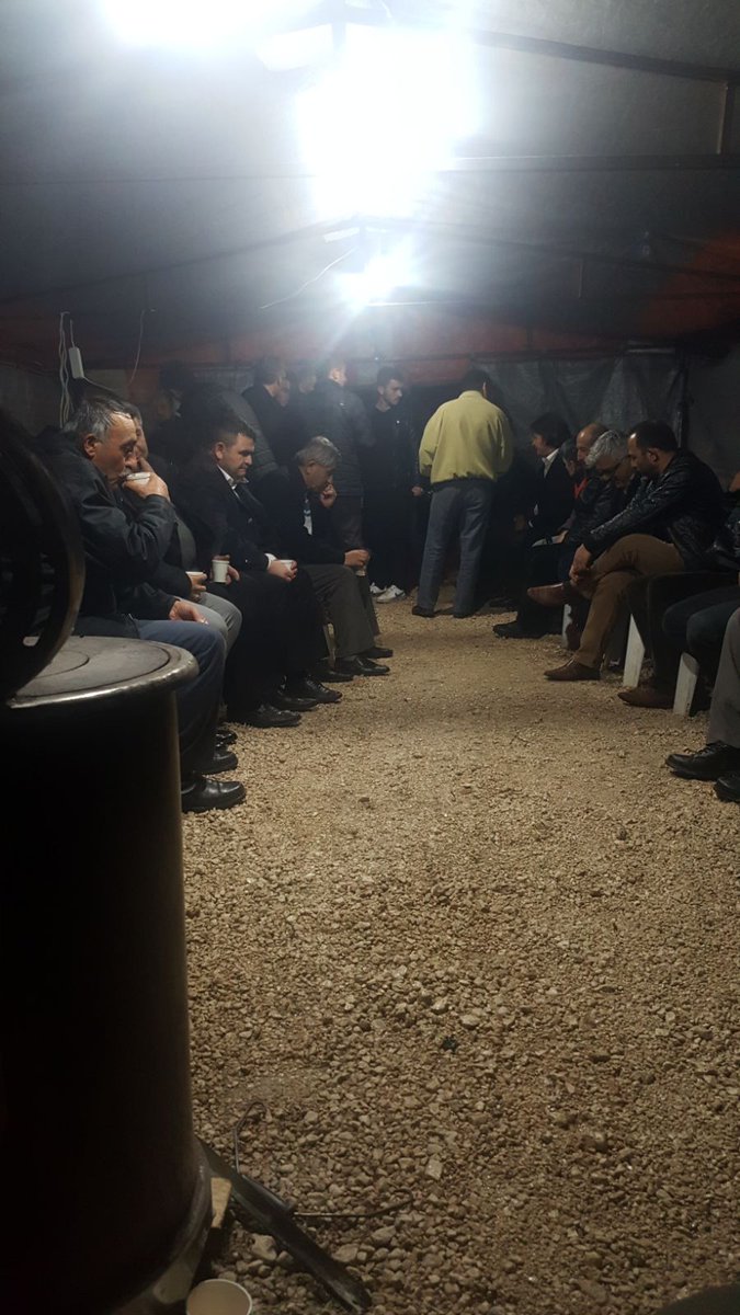 akdosemealti's tweet photo. Dağbeli Mahallesinden Saffet Yılmaz 'ın taziyesindeyiz. Merhuma Allah'tan rahmet yakınlarına başsağlığı diliyoruz.@bk_kivrim @rizasumer @DrIsikhan @akpartiantalya7 https://t.co/iF6jcOinzC