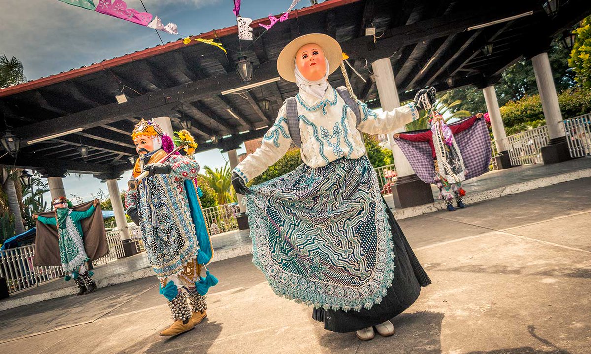 Resultado de imagen para danza de los curpites de michoacan