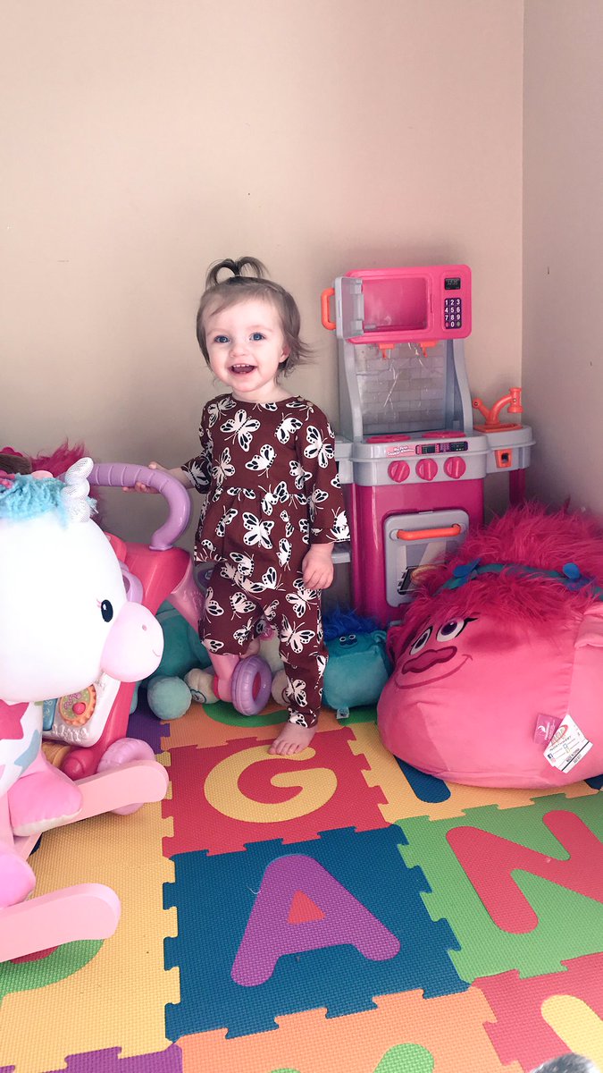 ayekayholden's tweet photo. Maybe I'm a little biased when it comes to my daughter... but I'm highly convinced she's the prettiest and sweetest and funniest baby. I love Jayde Madison 🌺 https://t.co/Yb7yXGXLtK