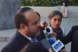 JCAPosgoode's tweet photo. Canadian Bar Association @CBA_News and Law Society of England and Wales @TheLawSociety rally to support Guatemalan colleague @rafa_calas under attack after getting suspension of Cdn #mining company Tahoe Resources
Press release https://t.co/0RwZxOjUq3 https://t.co/Wi2Otnc17x