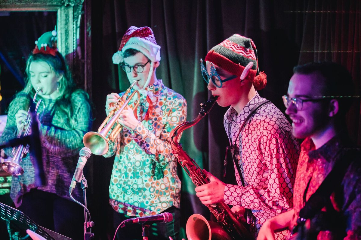 Here's one of our #favourite #Pictures from the #Christmas #gig at the #Underbelly !