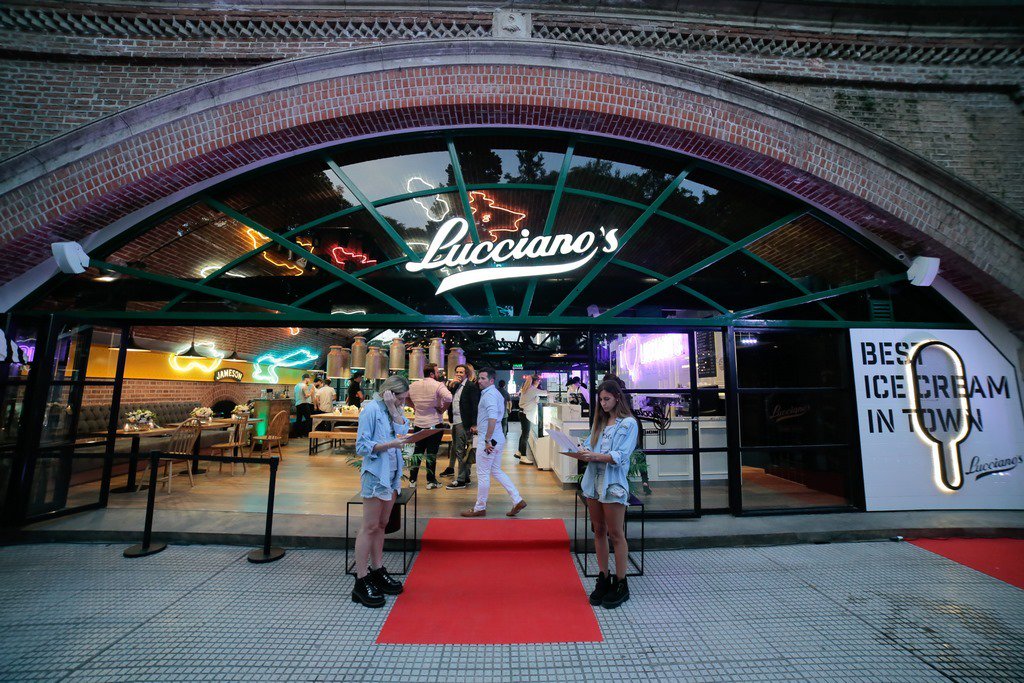 Lucciano's abrió su nuevo local en Arcos del Rosedal goo.gl/kM6CSj <a href="/luccianosN1/">Lucciano's</a>