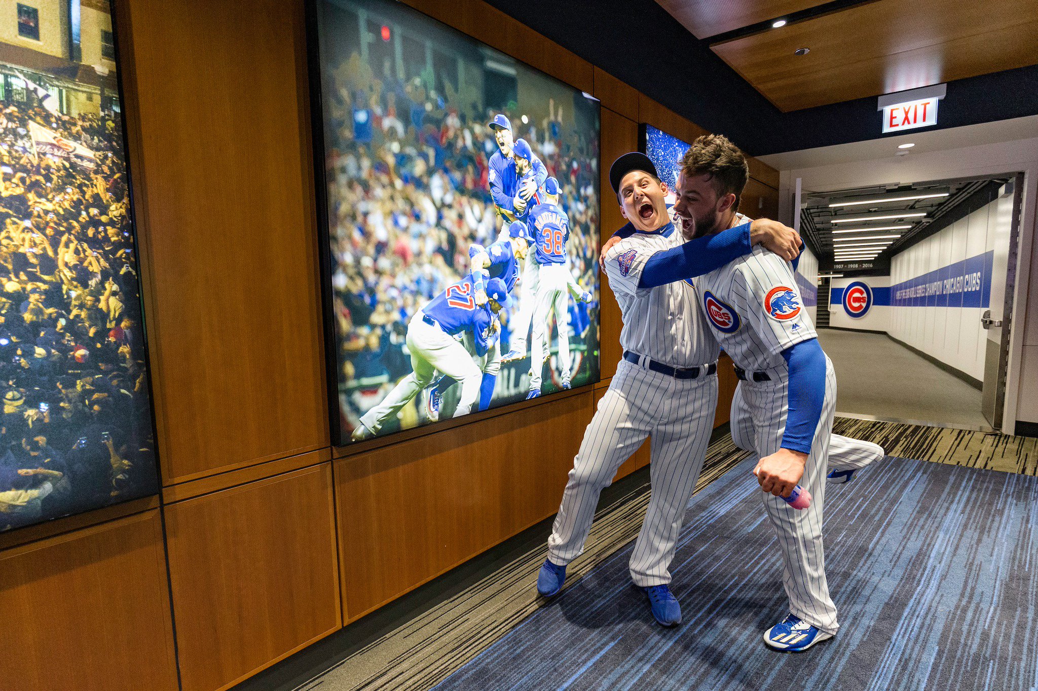 DStj4n_WsAA2Bvs.jpg:large