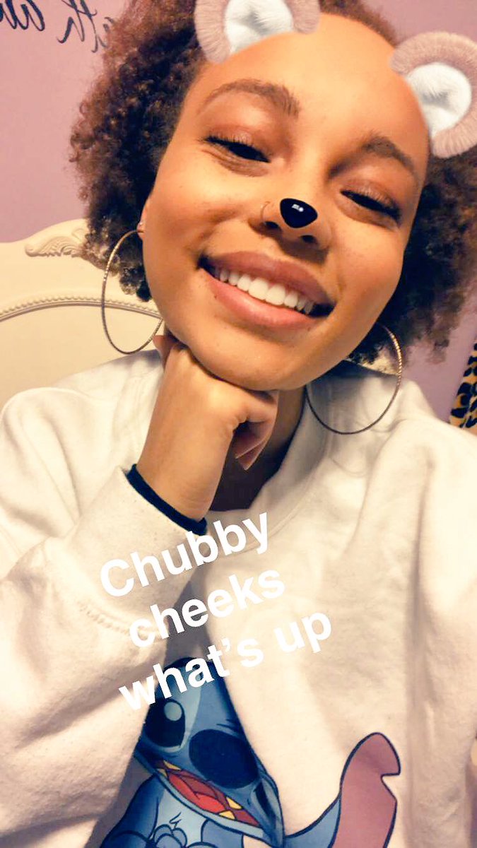 DaisyDenia's tweet photo. PSA for the black girls living in ofallon or white suburbs like it: your natural hair is BEAUTIFUL and YOURS and please ignore the people that try to make you feel otherwise!! https://t.co/RVWyFb8EGv