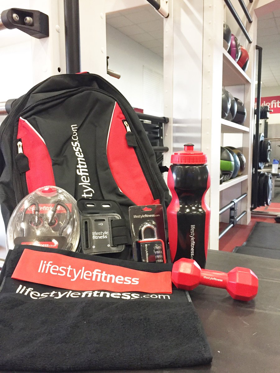 lifestyle_fit's tweet image. FINAL DAY of our GIVEAWAY tomorrow 5th Jan at 1pm, make sure you FOLLOW and RT to be in with a chance of winning one of 3 GET FIT KITS... GO GO GO! #win