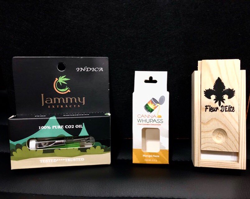 O2vape's tweet photo. Custom vape products and top shelf packaging by https://t.co/mbFhSS1obE

#extracts #vape #vapepen #vapecartridge #vapeporn #vapeproducts #topshelfonly #O2vape #indica #sativa #cannabis #dabs #dailydabs #jammyextracts  #dispensary #concentrates #cbdoil https://t.co/acVqhVTy3q