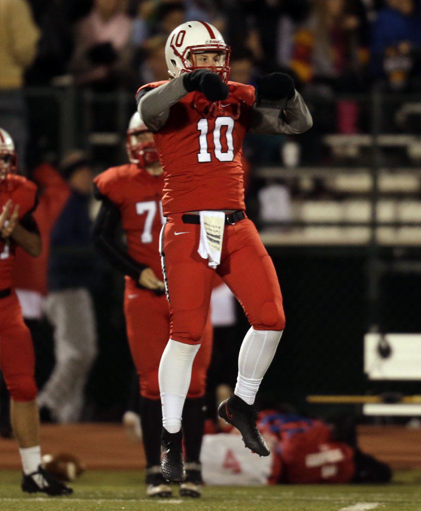 okprepsextra's tweet photo. All-World football first team includes @GoldenDemonFB's BJ Williams, BTW's @RylanMcquarters, Jenks' @MaxMerritt36, Bishop Kelley's @d_staurovsky     https://t.co/qMdafSPZpL #okpreps https://t.co/0GSIyh97jG