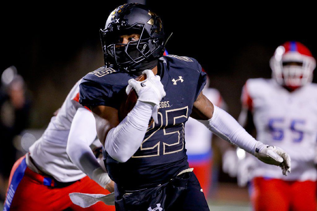 okprepsextra's tweet photo. All-World football first team includes @GoldenDemonFB's BJ Williams, BTW's @RylanMcquarters, Jenks' @MaxMerritt36, Bishop Kelley's @d_staurovsky     https://t.co/qMdafSPZpL #okpreps https://t.co/0GSIyh97jG