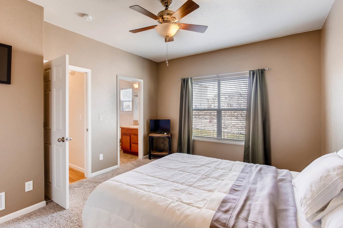 abelltosell's tweet photo. We've got an #OpenHouse this Saturday, 1/6 from 12-3pm that we know you'll want to see! This gorgeous new listing in Greeley just went live and will go fast. Stop by and say hey and see this beauty for yourself! #AbellToSell
🏡 1129 101st Avenue Ct, Greeley, CO https://t.co/NCV5iMVBVw