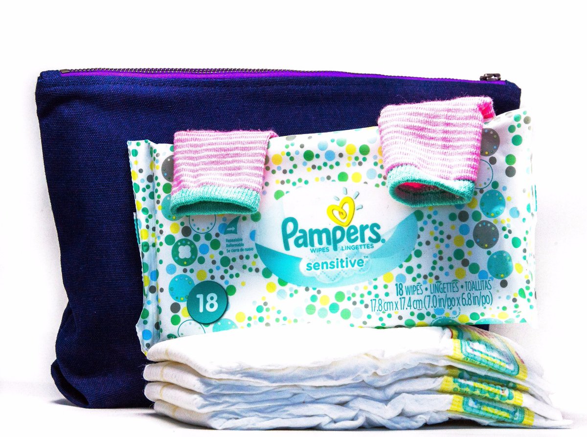 Carry what you need, look good doing it. #seriousbusiness
#awrmarket #aswerise #awrgoods #productswithpurpose #thoughtfuldesign #createopportunity #liftasyouclimb #webelongtoeachother #ethicalaccessories #travelbags  #travelessentials  #votewithyourdollars #votewithyourwallet