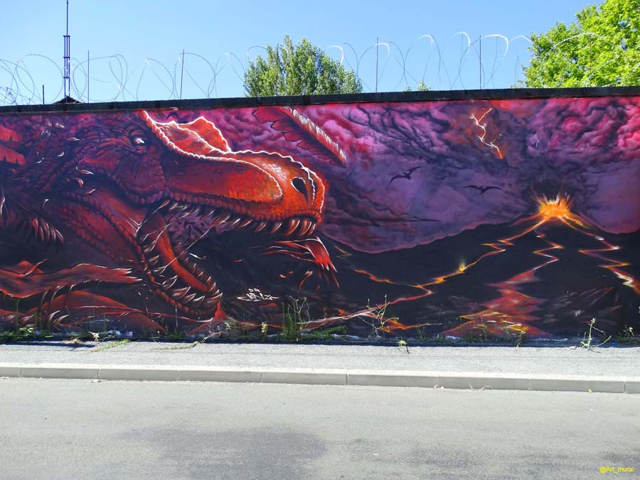 Art_mural's tweet photo. #Bordeaux #Gironde #Streetart Jurassic Park, fresque de #3GC +ici : https://t.co/WUoQ6ezN8N https://t.co/LwYLuoZUPs