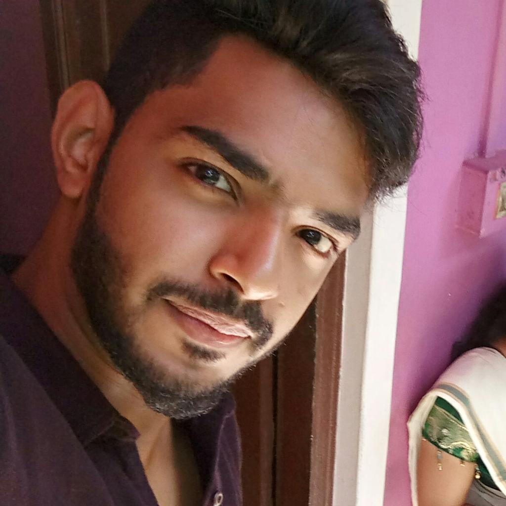 ajmalmn's tweet photo. #NewProfilePic https://t.co/ItFgK6Nrxa