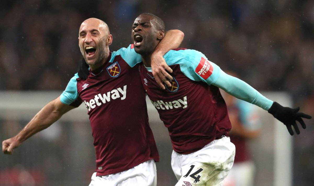 BBCMOTD's tweet image. RT for Obiang's goal
❤ for Son's goal
😂 for Adrian grabbing Kouyate's head.

#TOTWHU