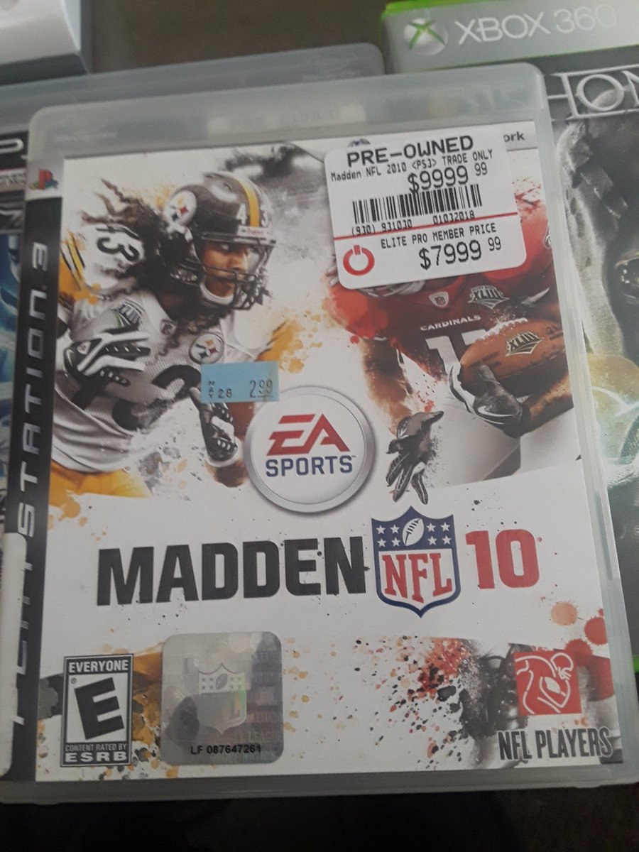 gymboy156's tweet photo. Good #dumpsterdiving Today! Found Madden 10. And a few cases. And a Wii controller charging stand . And free Xbox 14 day gold 

@THE_SPEEDYDIVER #speedynation https://t.co/N75RzYuV9G