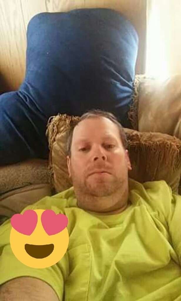 Davidgately5's tweet image. Just chilling at home