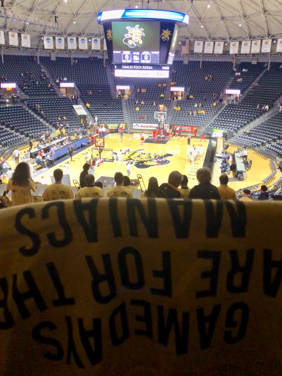 Game days are for the #maniacs! #watchus #goshockers #yellow #stripethearena