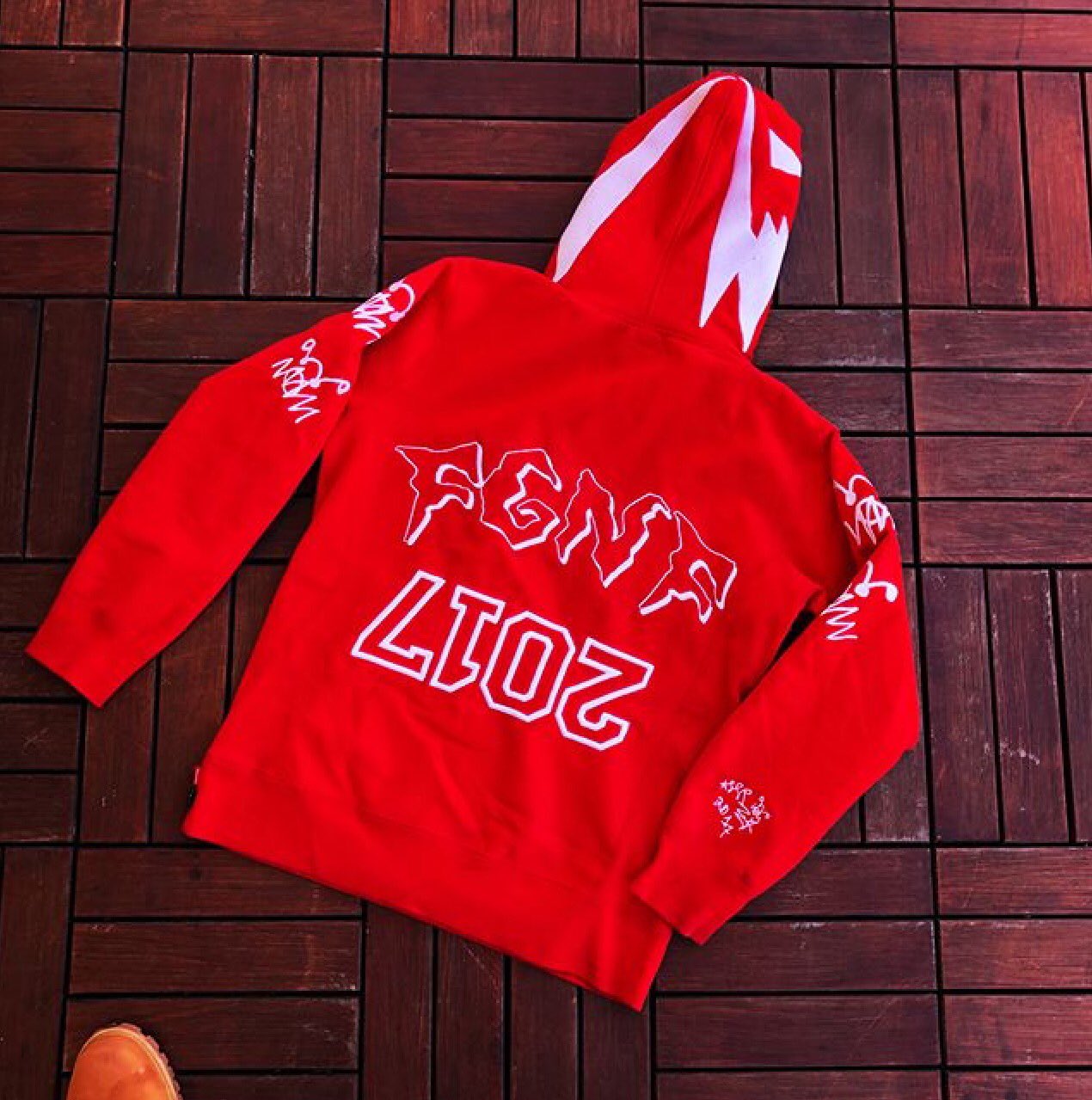 supreme 730 hoodie