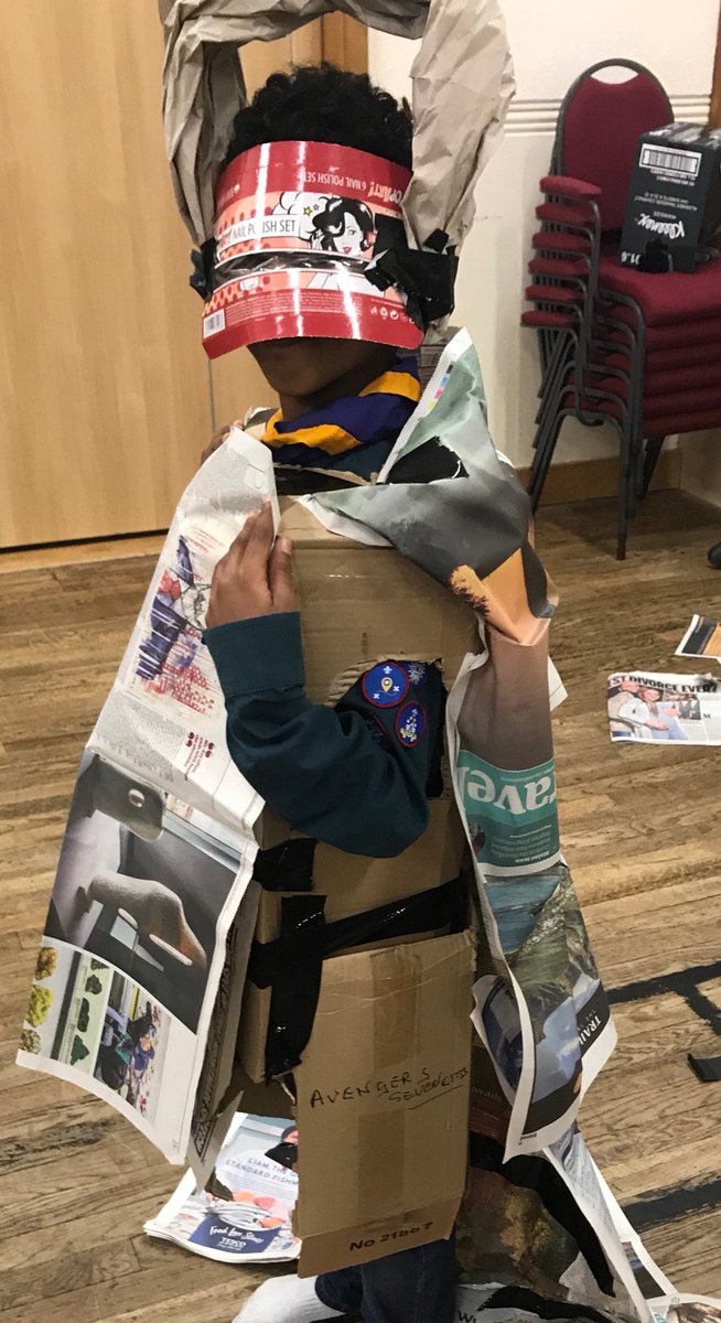 ParkScouts's tweet photo. Last night our Scouts rang in the new year by making outfits out of recyclable material. Saving the planet will be stylish in 2018! https://t.co/1oYD6fXLcP