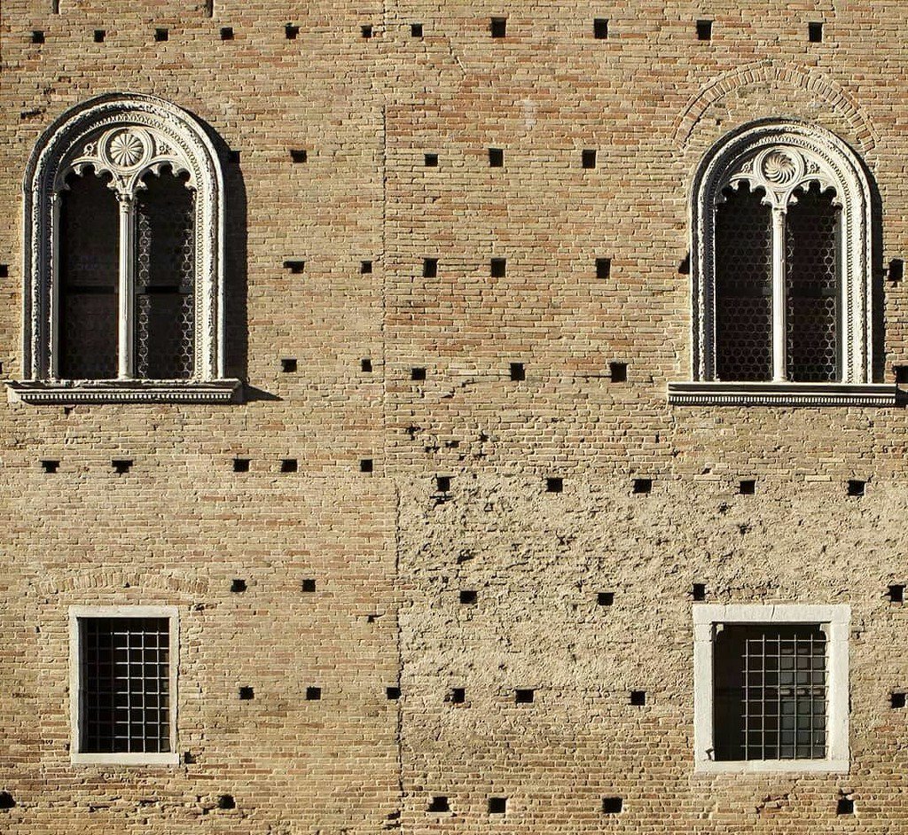 BeniCulturali30's tweet photo. DETAILS OF DUCAL PALACE
Urbino, Italy
Photo by @michelepaci
Visita il nostro sito ➡ Link in bio ⏩Seguici anche su Facebook
#beniculturali30 #culturalheritage30 #terrerare #art #architecture #palace #urbino #italy #picoftheday #photooftheday #tagsforl… https://t.co/1WTCNdNU3J https://t.co/XV2lOBJf8C