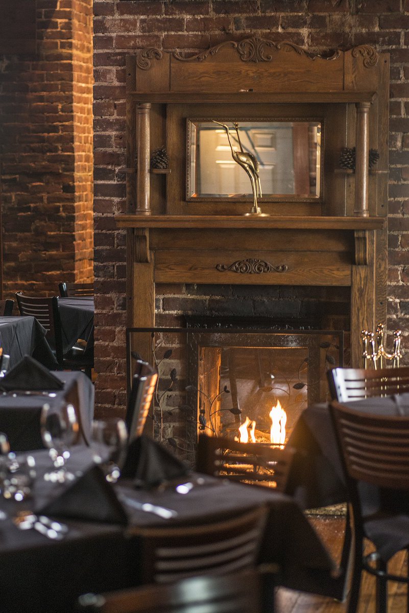 Blueheronsteak's tweet photo. We're already dreaming about a delicious and relaxing dinner by the fire tonight...make plans to join us! #steak #seafood #cocktails #wine #bourbon #craftbeer #oysters #firesidedining https://t.co/cFGVFqTZFO